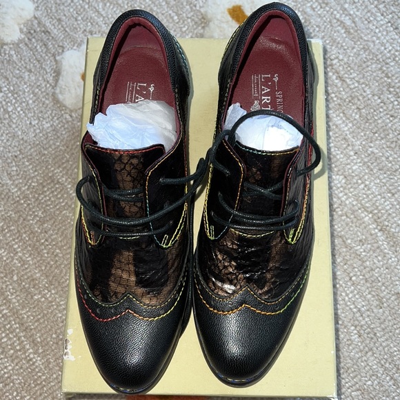 L’Artiste spring step black laced shoes 38 new in the box - Picture 4 of 9
